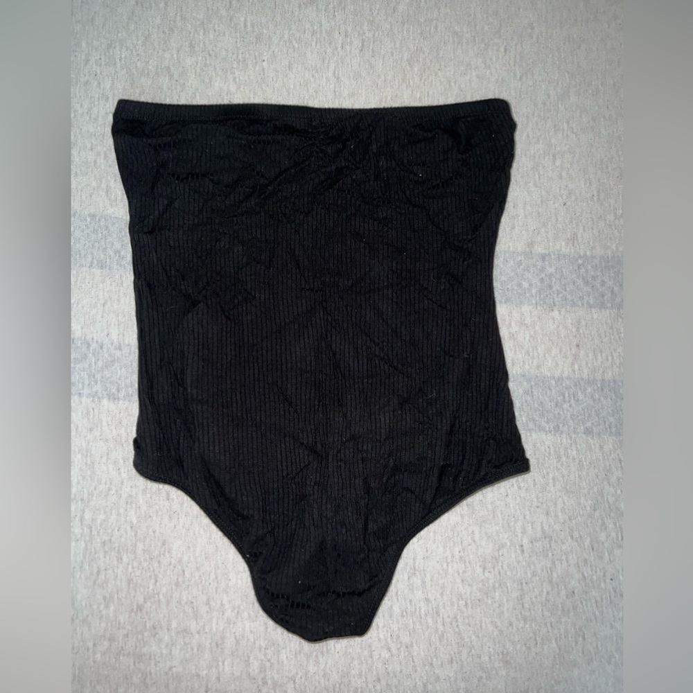 Strapless size large forever 21 black body suit